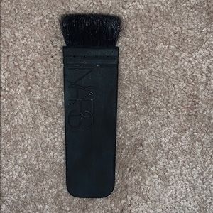 NARS Ita brush